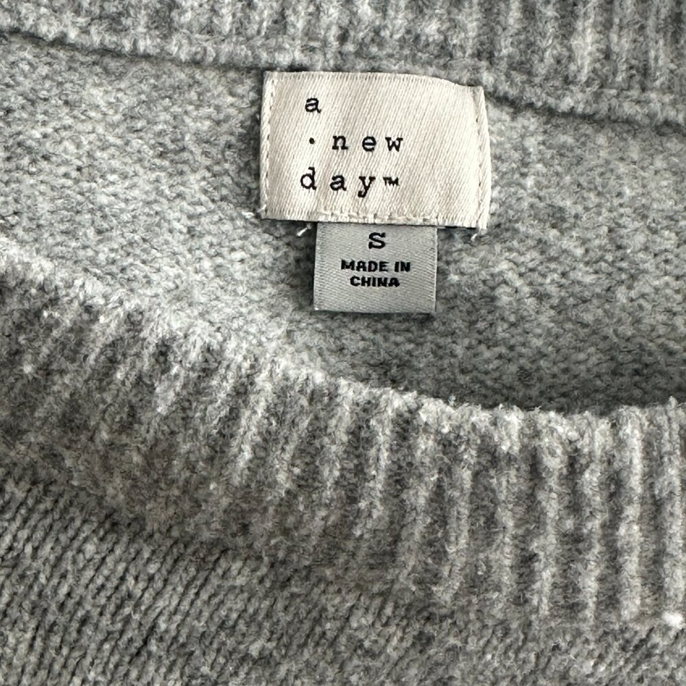 A New Day Gray “Love That For You” Embroidered Sweater Small Crewneck - Picture 7 of 8